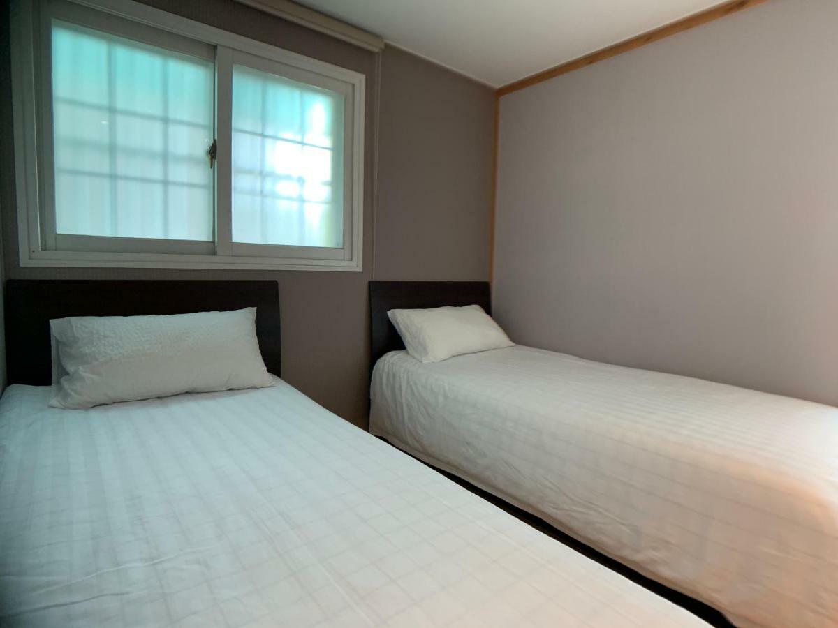 J-Honor Guesthouse Сеул Экстерьер фото