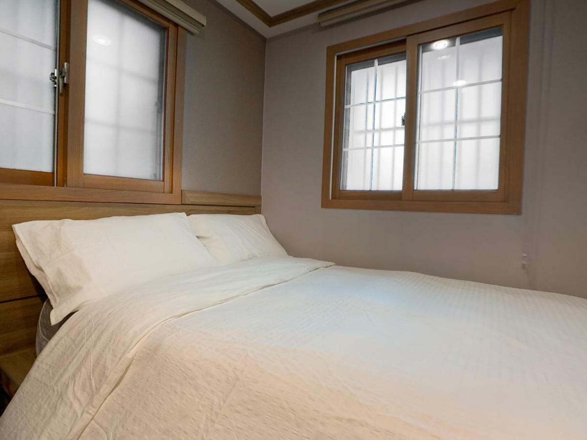 J-Honor Guesthouse Сеул Экстерьер фото
